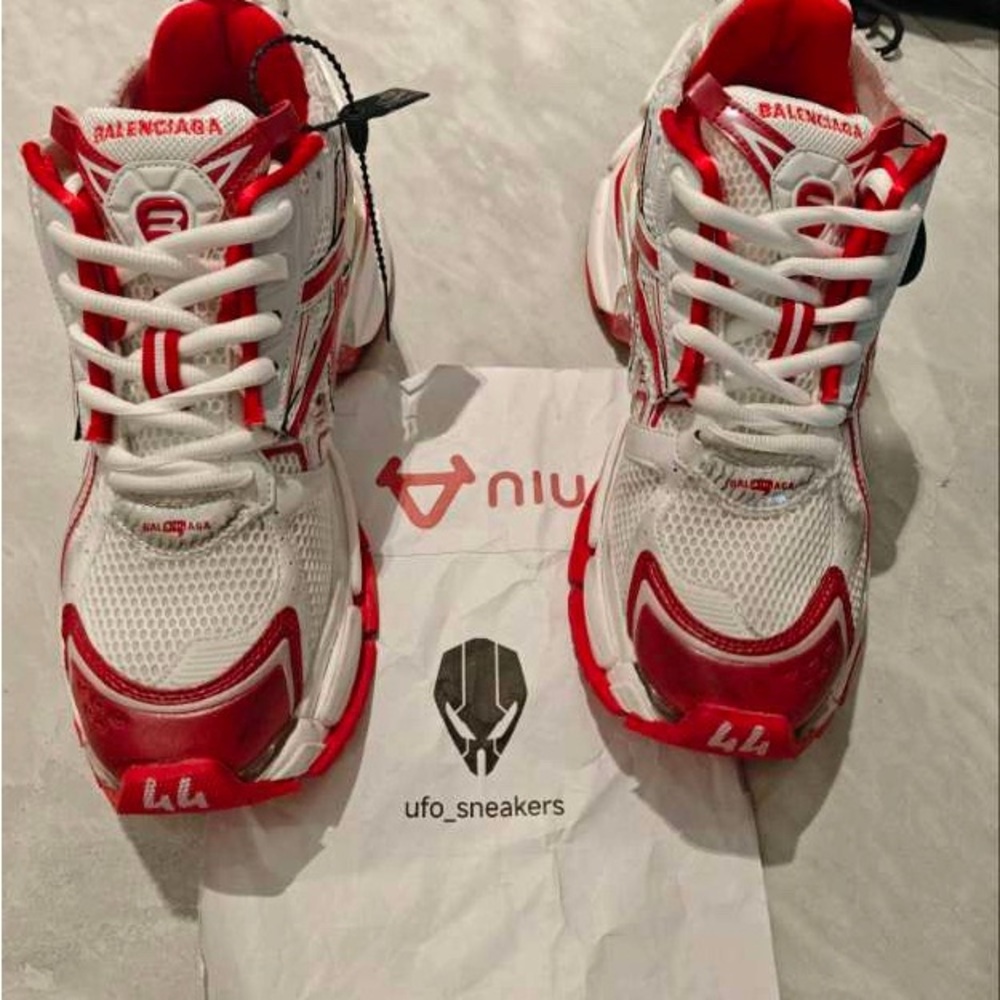 Balenciaga Dynamic Red and White Trainers